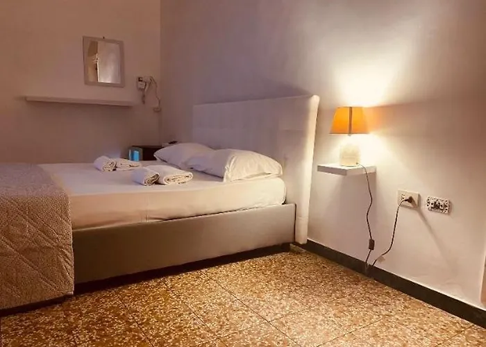 Bb La Fenice Hostel Νάπολη